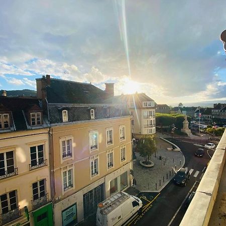 Au Coeur De La Ville Autun ภายนอก รูปภาพ